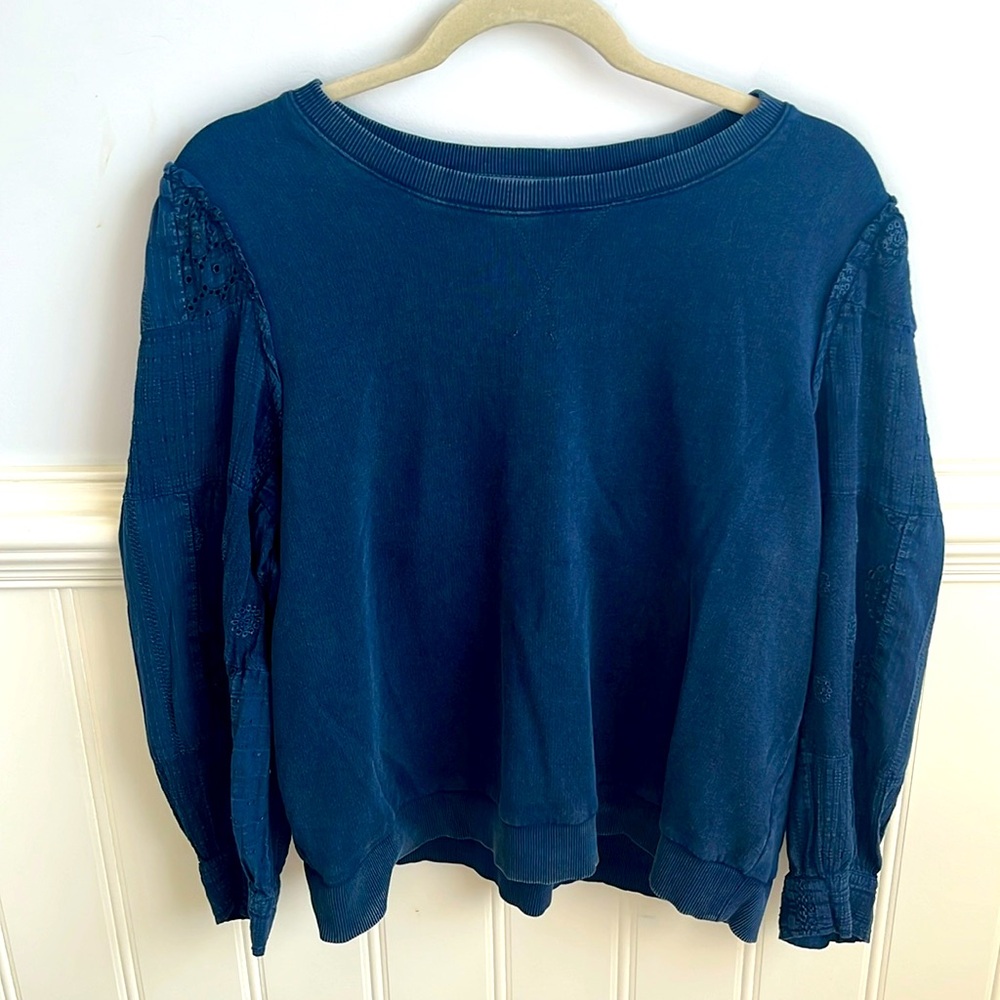 Anthropologie Pilcro lightweight dressy sweatshirt/top Medium